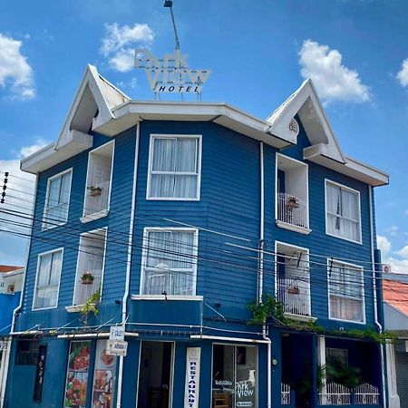 Park View Hotel & Restaurant 알라후엘라 외부 사진